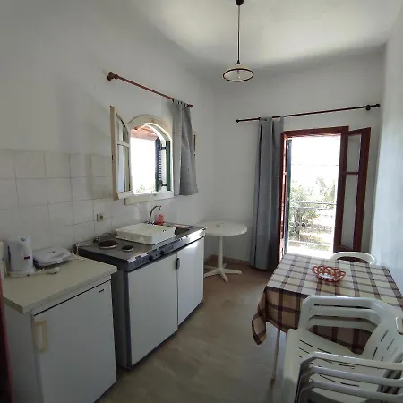 Aparthotel La Cite Family & Moraḯtika